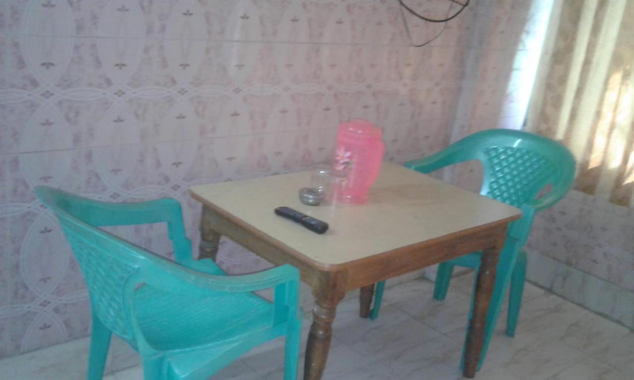 Maakali Guest House Digha  Exteriör bild