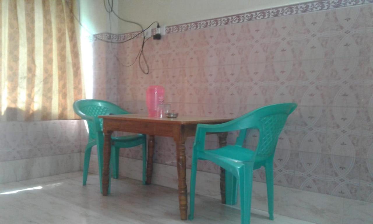 Maakali Guest House Digha  Exteriör bild